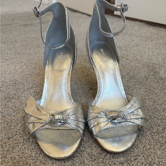 Marc Fisher - Women's Brodie Buckle Knotted Heel Sandals - Size 8.5 - Silver - Picture 2 of 11